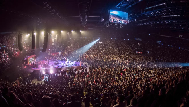 Prolights al Forum per il concerto di addio di Elio e le Storie Tese