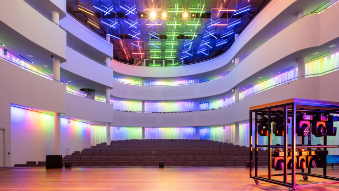 I prodotti PROLIGHTS illuminano il Concert Hall Theatre di Tilburg
