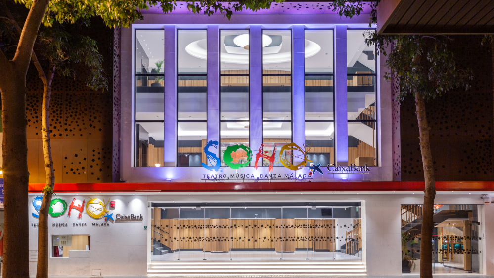 EclSoft Tube100 illuminate the Soho Theatre CaixaBank in Malaga
