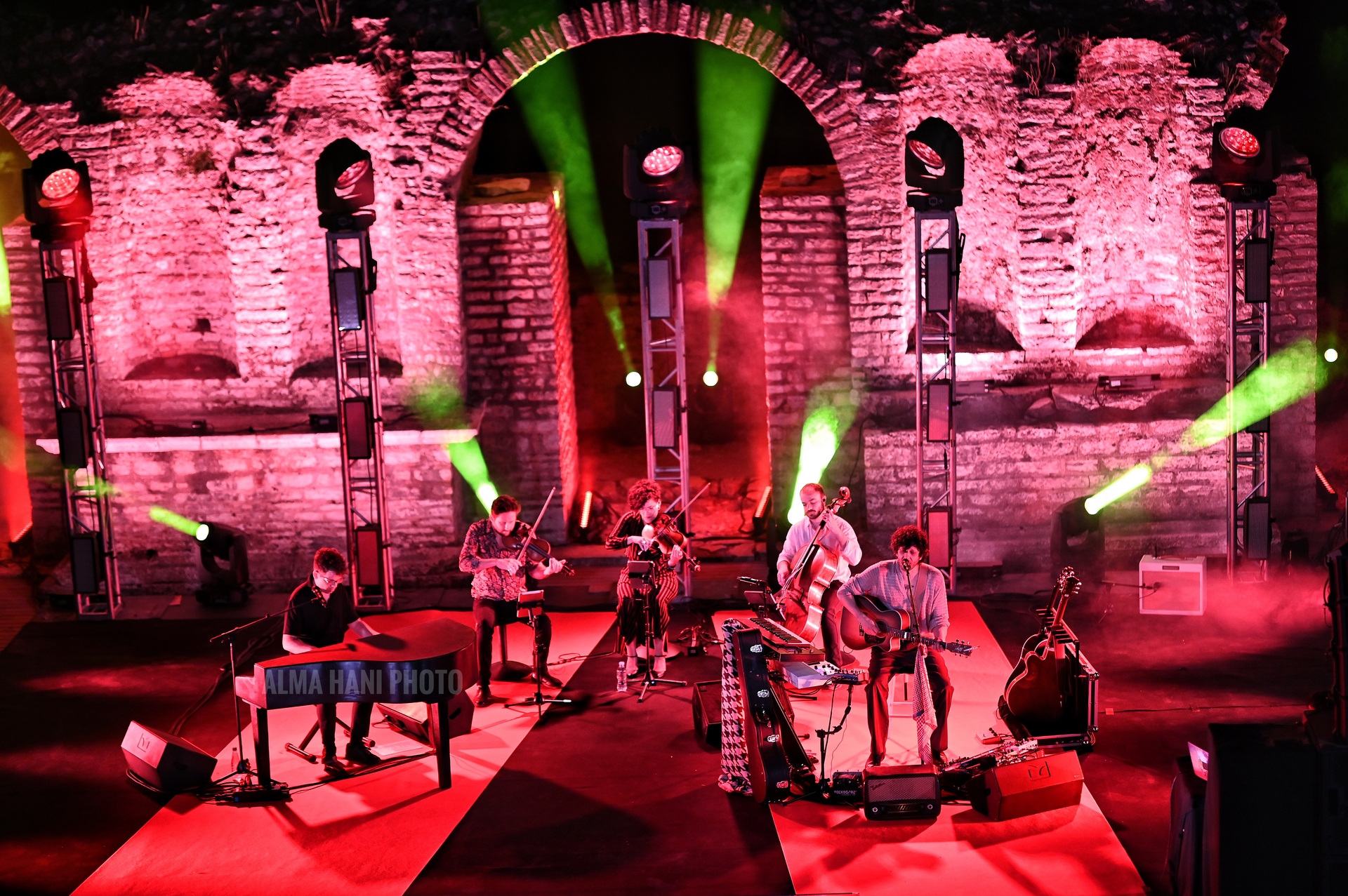 PROLIGHTS illumina il concerto di Ermal Meta nell'antica Butrinto, in Albania