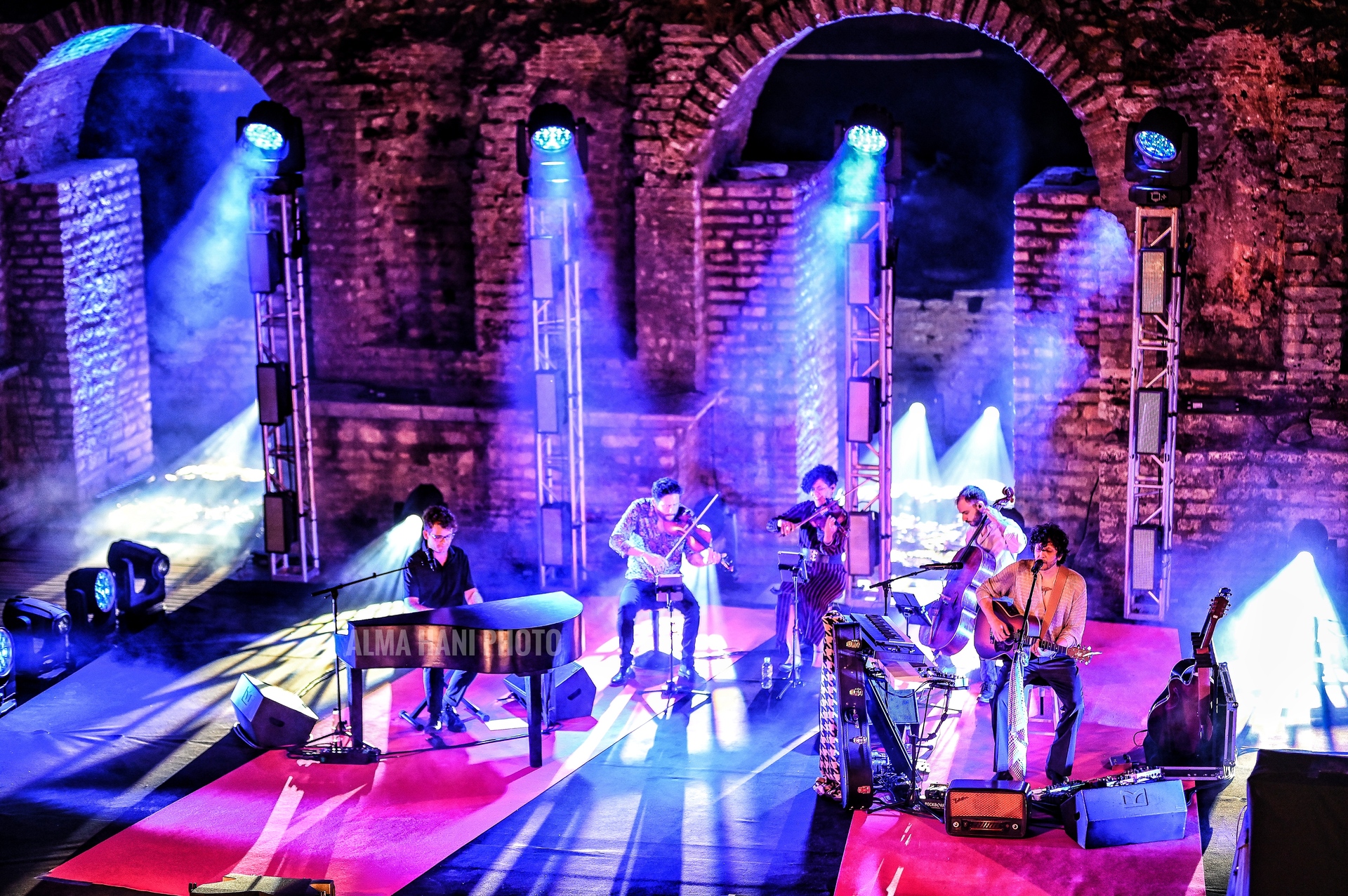 PROLIGHTS illumina il concerto di Ermal Meta nell'antica Butrinto, in Albania