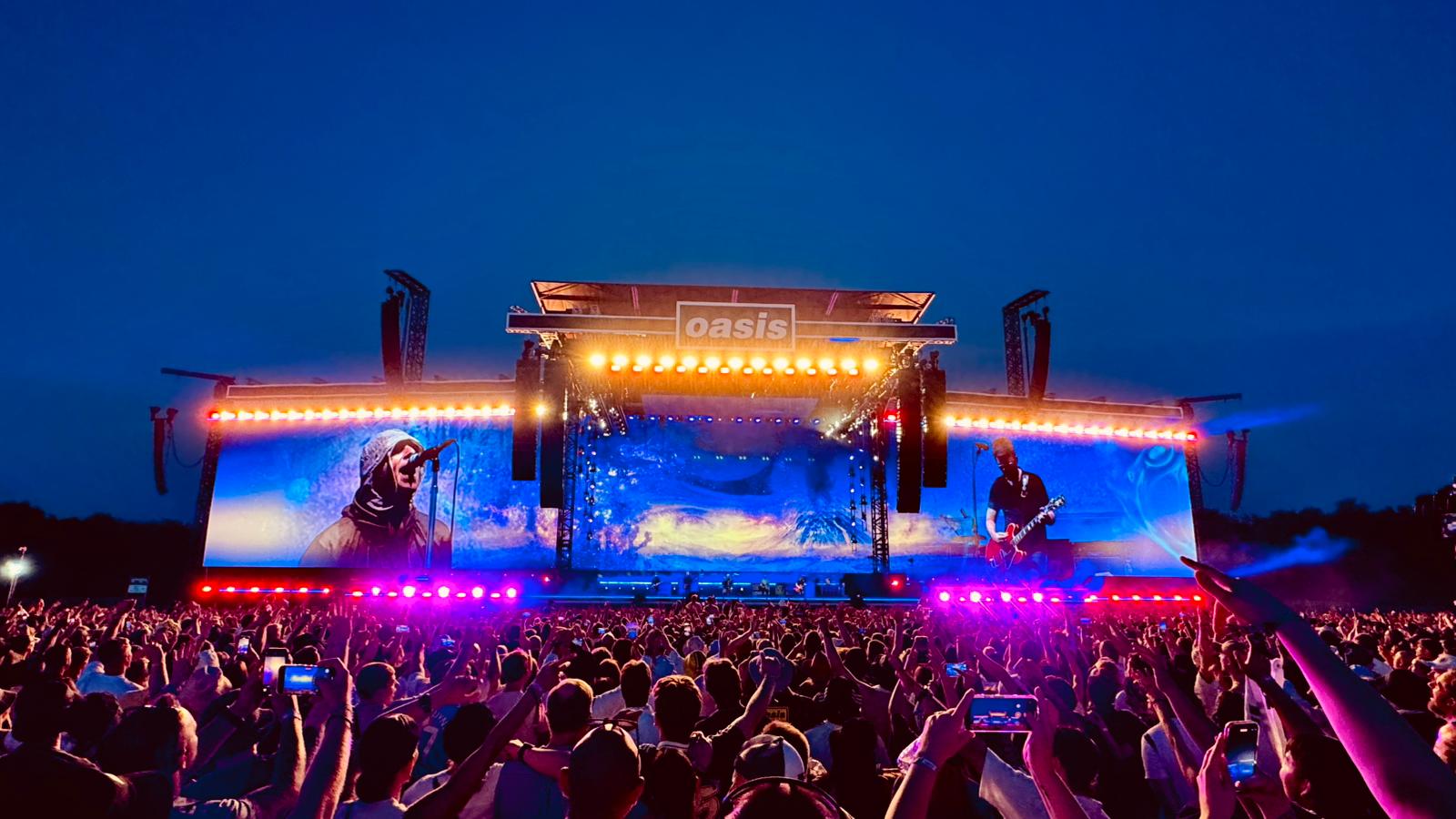 Il blinder modulare più luminoso per il grande ritorno degli Oasis
