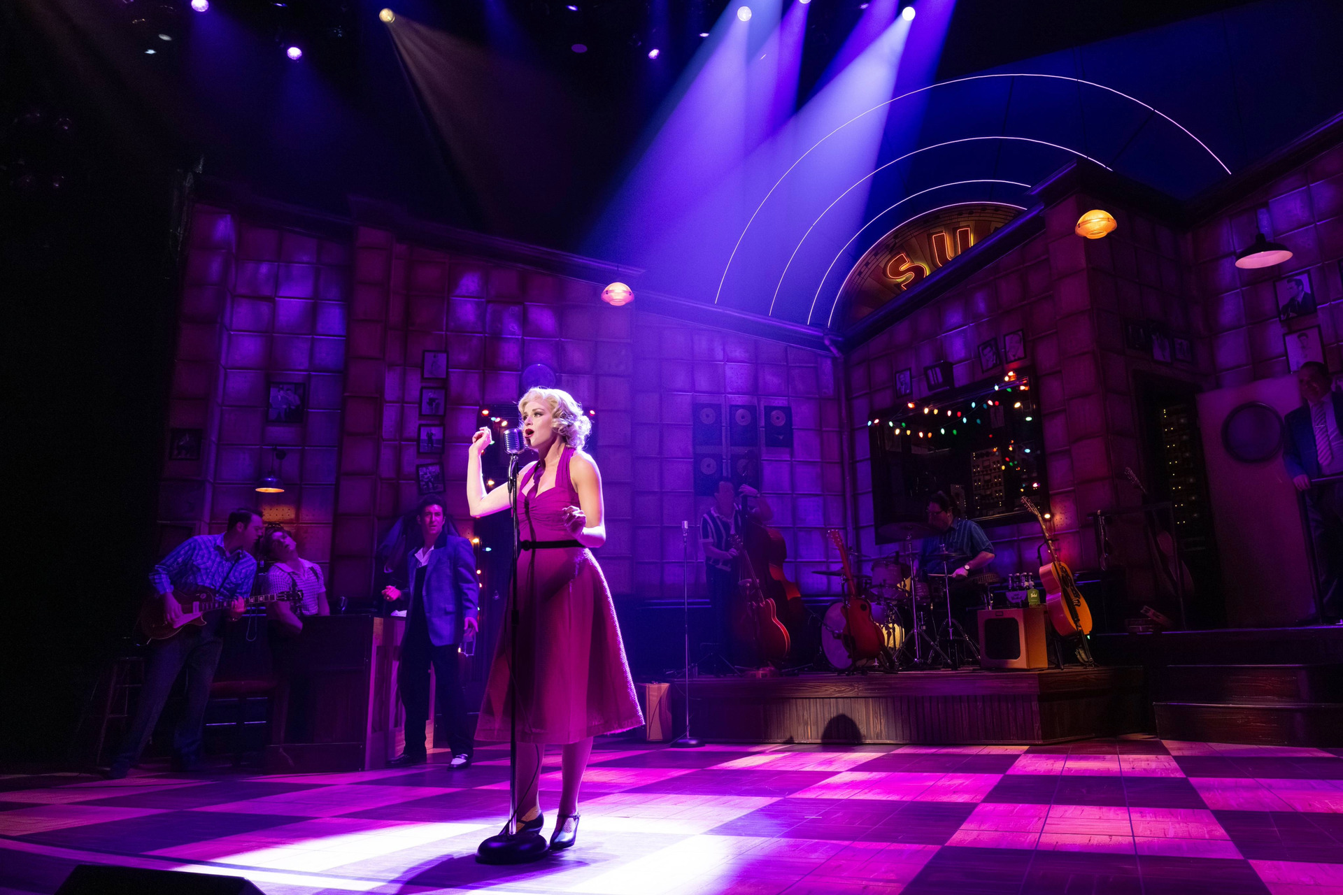 Il Walnut Street Theatre rinnova il proprio sistema di illuminazione con PROLIGHTS