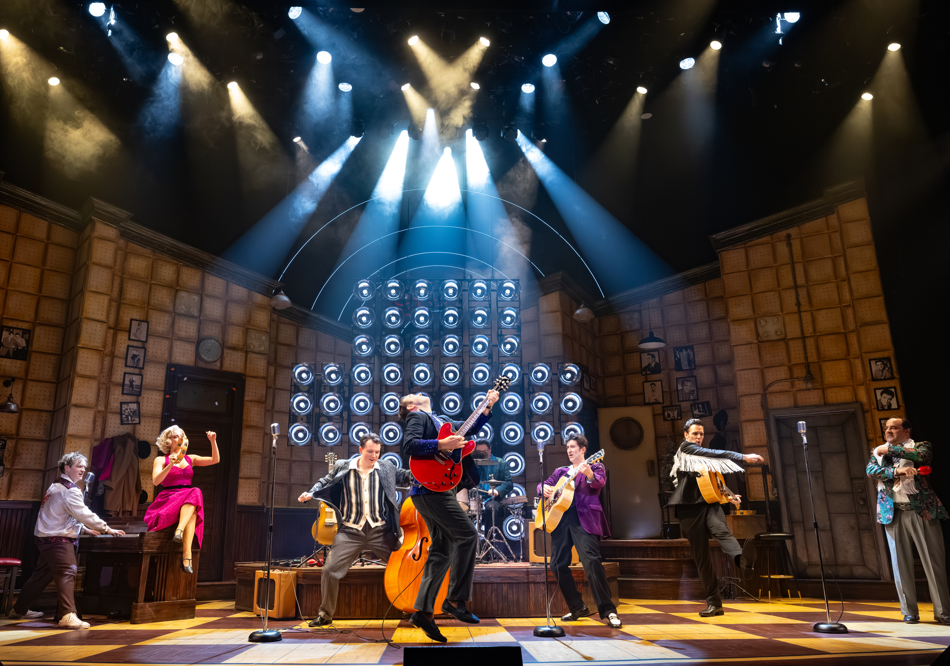Il Walnut Street Theatre rinnova il proprio sistema di illuminazione con PROLIGHTS