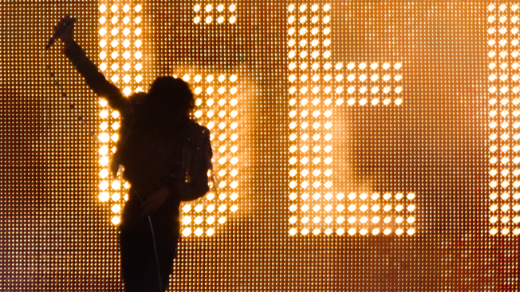 HaluPix Duo Powers Sombr at Coachella 2026