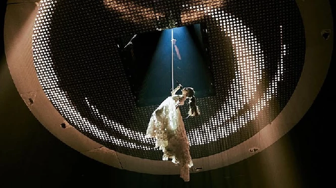 HaluPix Duo, il cuore visivo del tour pop più atteso dell'anno
